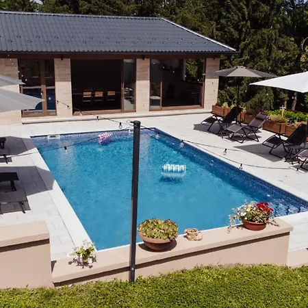 Bagrem - Private Heated Pool In Nature Villa Banja Luka