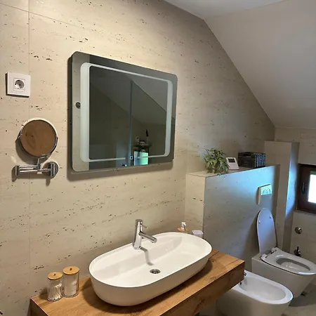 Villa Bagrem - With Private Pool In Nature Banja Luka